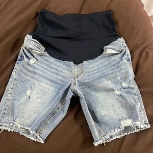3/$20 Size medium Maternity shorts